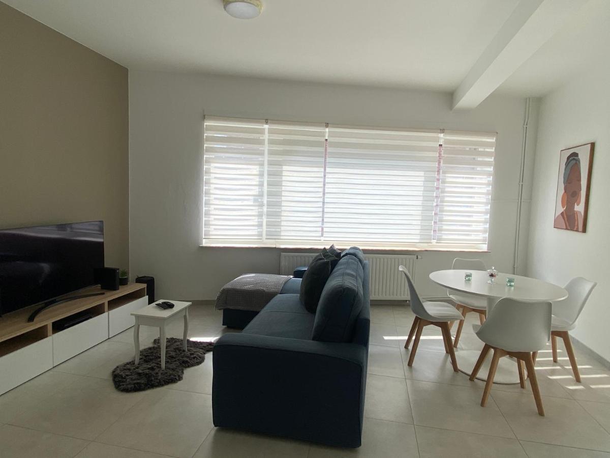 1-E Superbe Appartement Lumineux Charleroi Ngoại thất bức ảnh